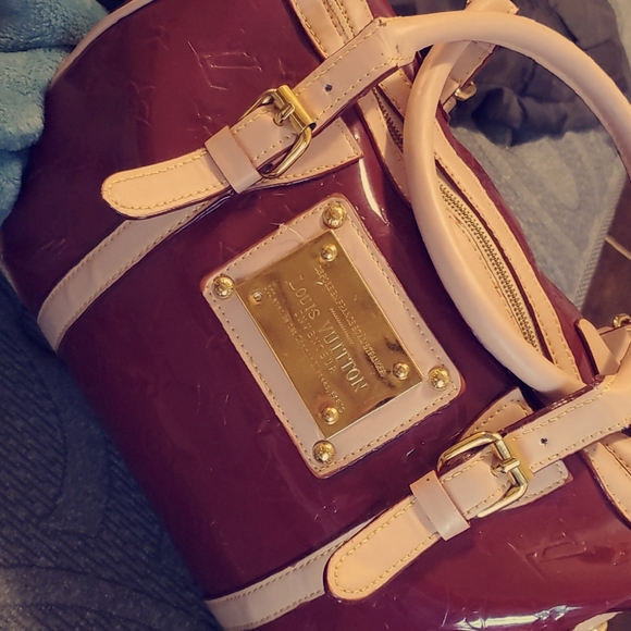 Louis Vuitton Bag - Picture 1 of 2